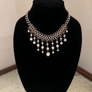 Elegant Gold Pearl Necklace